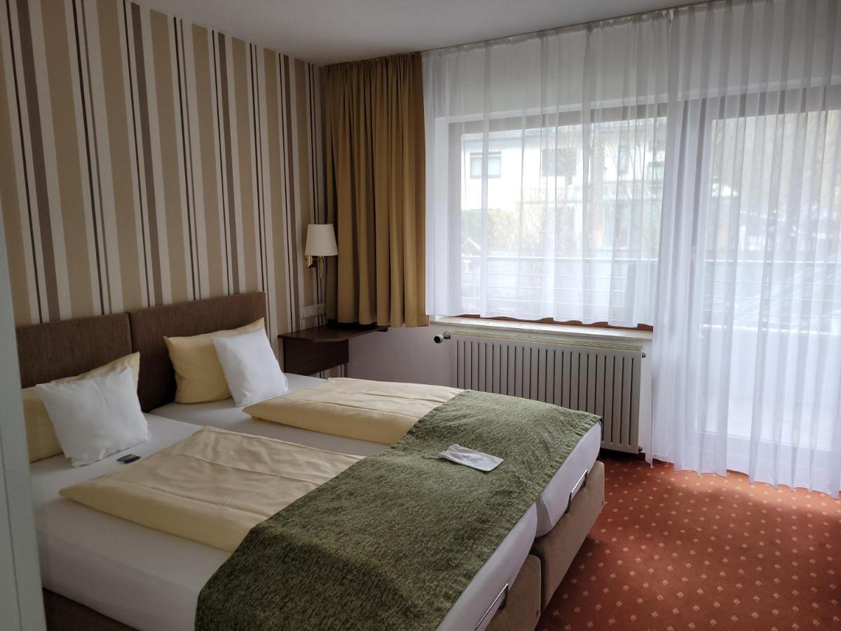 Kurparkhotel-Gemuend Esterno foto